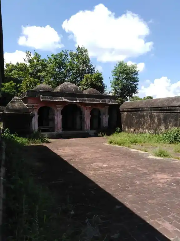 Arulmigu Thadagapureesvarar Temple, Neivasal - 609807 அருள்மிகு தடாகபுரீஸ்வரர் திருக்கோயில், Neivasal - 609807, Thanjavur - Ancient Temple Architecture and History Image 6