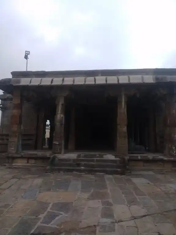 Arulmigu Thadagapurieswarar Temple, Madam - 604406