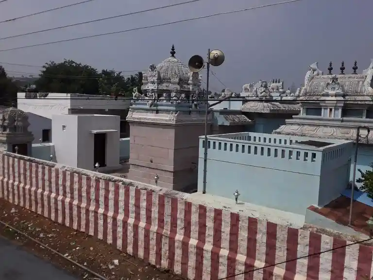 Arulmigu Thadathakai Nachiyar Temple, Nagamalaipudukottai - 625019 அருள்மிகு தடாதகை நாச்சியம்மன் கோயில், Nagamalaipudukottai - 625019, Madurai - Ancient Temple Architecture and History Image 2