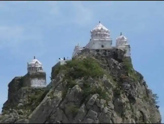 Arulmigu Thalaimalai Venkatachalapathy Temple, Sevanthipatty - 621215 அருள்மிகு தலைமலை வெங்கடாஜலபதி திருக்கோயில், செவந்திபட்டி - 621215, Namakkal - Ancient Temple Architecture and History Image 3