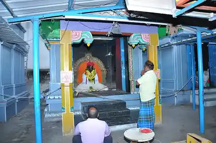 Arulmigu Thalaivettimuniappan And Thirumalaiamman Temple, Kottai, Salem - 636001 அருள்மிகு தலைவெட்டி முனியப்பன் திருக்கோயில், கோட்டை, சேலம் - 636001, Salem - Ancient Temple Architecture and History Image 5