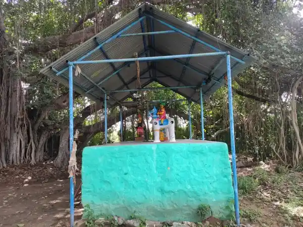 Arulmigu Thalaiyuthu Kannimaar Temple, Pallapatty - 624002 அருள்மிகு தாழையூத்து கன்னிமார் திருக்கோயில், Pallapatty - 624002, Dindigul - Ancient Temple Architecture and History Image 2