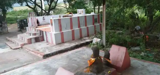 Arulmigu Thalaiyuthu Kannimaar Temple, Sevugampatty - 624211 அருள்மிகு தாலையூத்து கண்ணிமார் திருக்கோயில், Sevugampatty - 624211, Dindigul - Ancient Temple Architecture and History Image 3