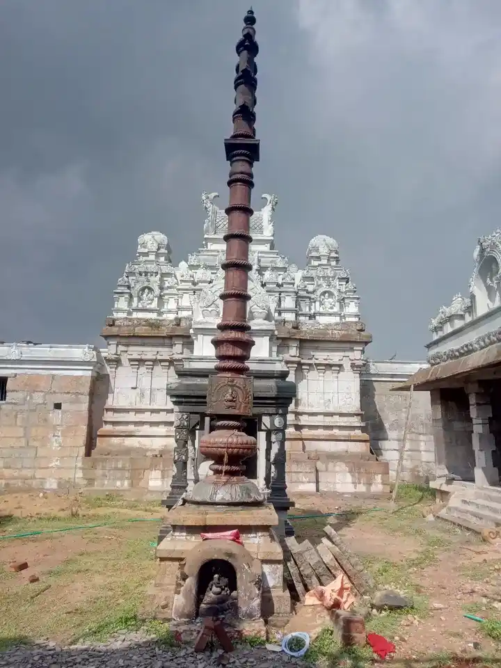 Arulmigu Thalavaneswarar Temple, Vaithikovil, Kulathur Taluk - 622203