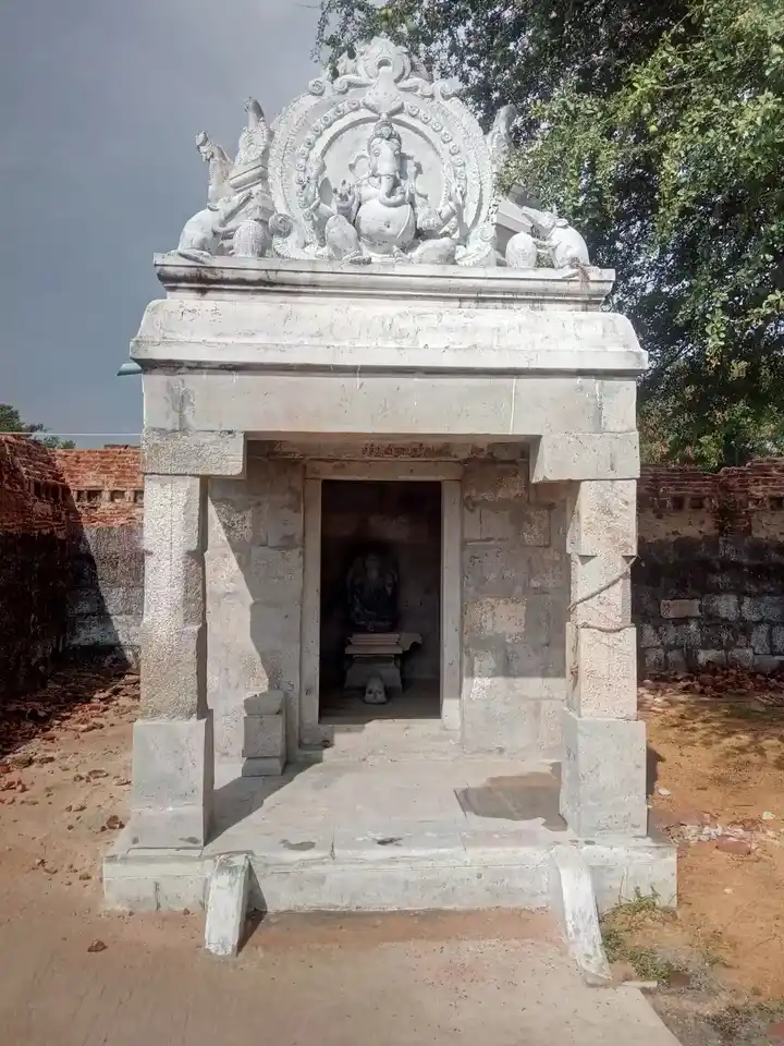 Arulmigu Thalavaneswarar Temple, Vaithikovil, Kulathur Taluk - 622203 அருள்மிகு தாளவனேஸ்வரர் திருக்கோயில், வைத்திக்கோயில், குளத்தூர் வட்டம் - 622203, Pudukkottai - Ancient Temple Architecture and History Image 2