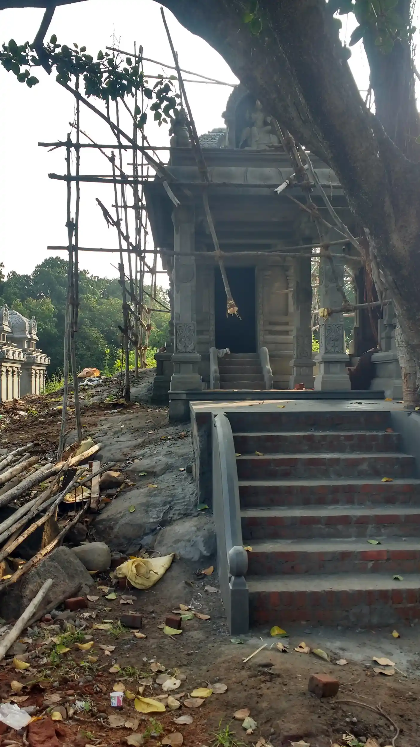 Arulmigu Thalayaarudai Ayyanaar Temple, Vadakarai, Periyakulam - 625601