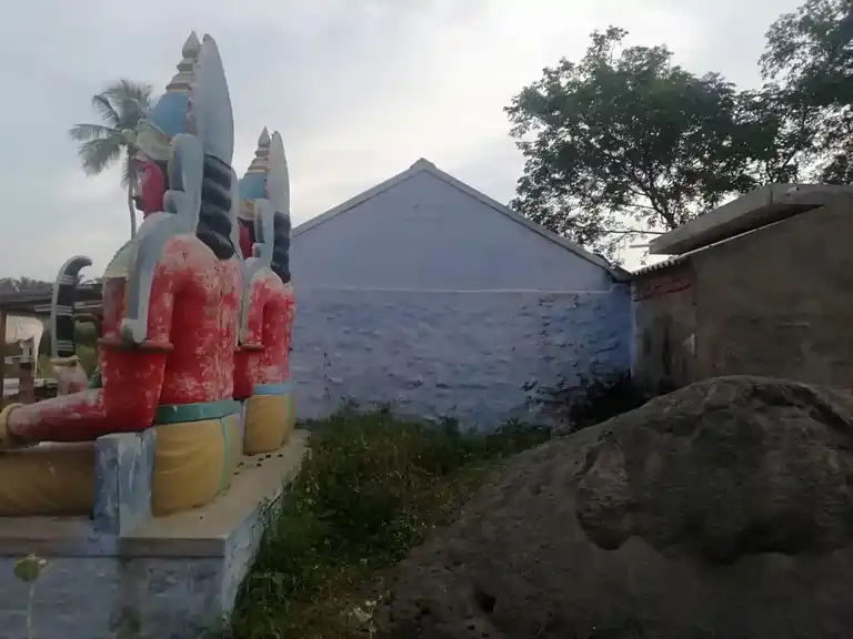 Arulmigu Thalayatti Karuppannaswamy Temple, Vellivalasu - 638101 Temple