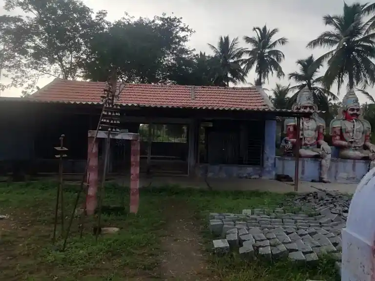 Arulmigu Thalayatti Karuppannaswamy Temple, Vellivalasu - 638101 அருள்மிகு தலையாட்டி கருப்பண்ணசாமி திருக்கோயில், Vellivalasu - 638101, Erode - Ancient Temple Architecture and History Image 7