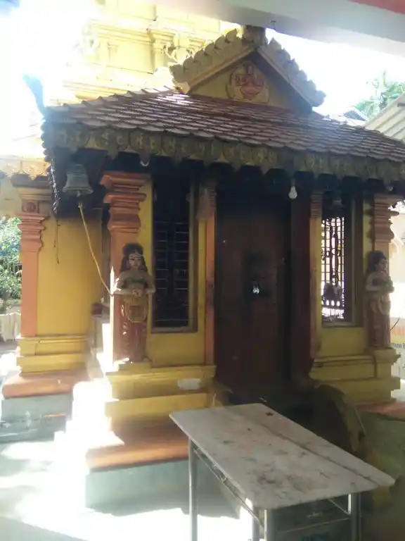 Arulmigu Thalial Muttharamman Temple, Attoor, Thiruvattar - 629177 அருள்மிகு தளியல் முத்தாரம்மன் திருக்கோயில், Attoor, Thiruvattar - 629177, Kanyakumari - Ancient Temple Architecture and History Image 2