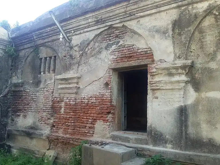 Arulmigu Thalikeshwarar Temple, Vennaru Vadakarai, Thanjavur - 613003 அருள்மிகு தளிகேஸ்வரர் சுவாமி திருக்கோயில், Vennaru Vadakarai, Thanjavur - 613003, Thanjavur - Ancient Temple Architecture and History Image 2