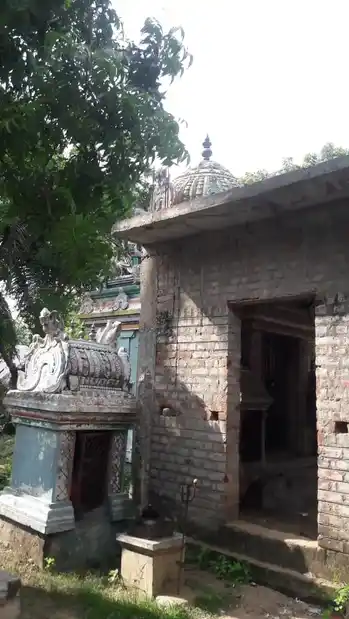 Arulmigu Thallikattu Thalaiyari Balamurugan Temple, Melbhuvanagiri - 608601 அருள்மிகு தள்ளிக்காட்டு தலையாரி பாலமுருகன் திருக்கோயில், Melbhuvanagiri - 608601, Cuddalore - Ancient Temple Architecture and History Image 7