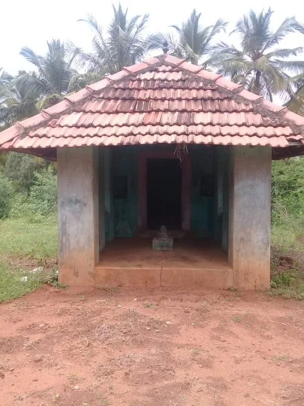 அருள்மிகு. தலுதலை அய்யனார் திருக்கோயில், Perunkudi - 630553 - Main View