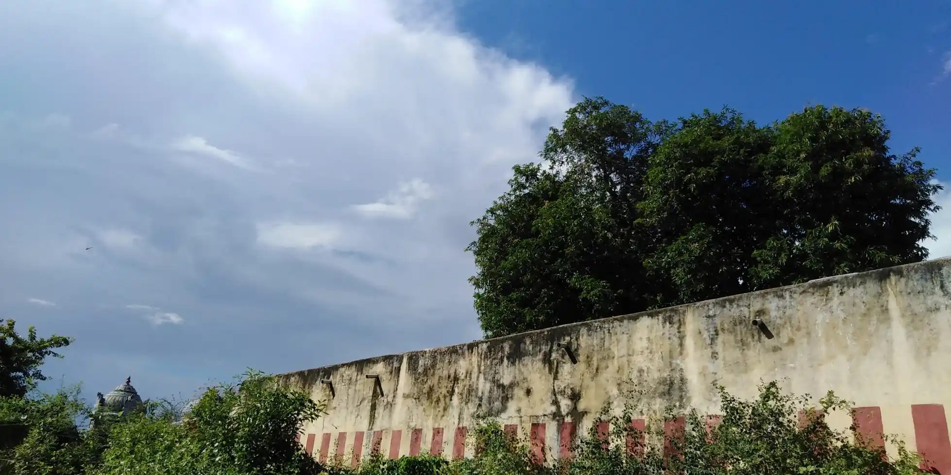 Arulmigu Thaluvakoluntheeswarar Temple, Pazhavoor - 627114 அருள்மிகு தழுவக்கொழுந்தீஸ்வரர் திருக்கோயில், பழவூர் - 627114, Tirunelveli - Ancient Temple Architecture and History Image 3