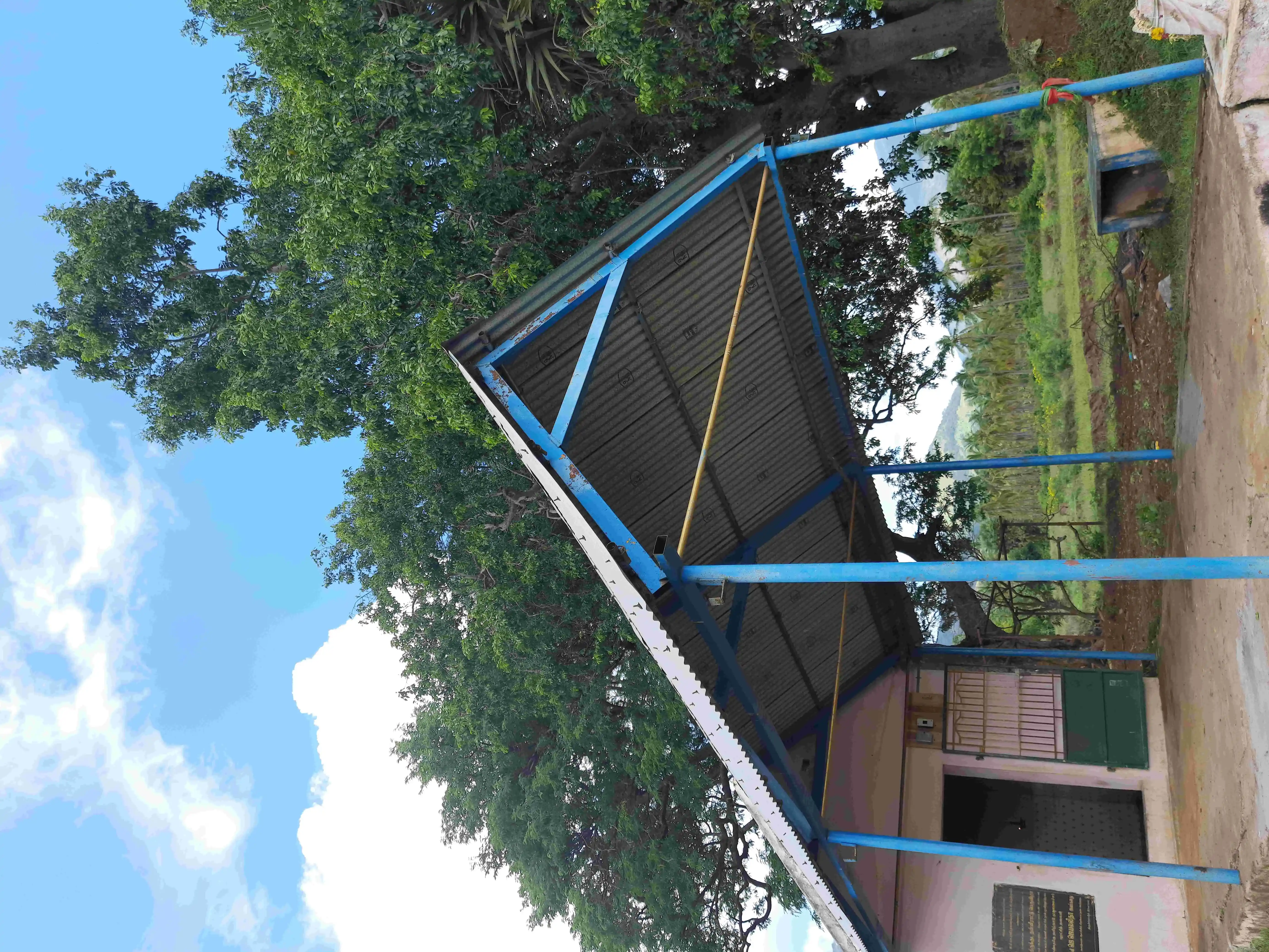 Arulmigu Thamaraikulam Madan Temple, Panpoli - 627807 Arulmigu Thamaraikulam Madan Temple, வடகரை மேல்பிடாகை, பண்பொழி - 627807, Tenkasi - Ancient Temple Architecture and History Image 2