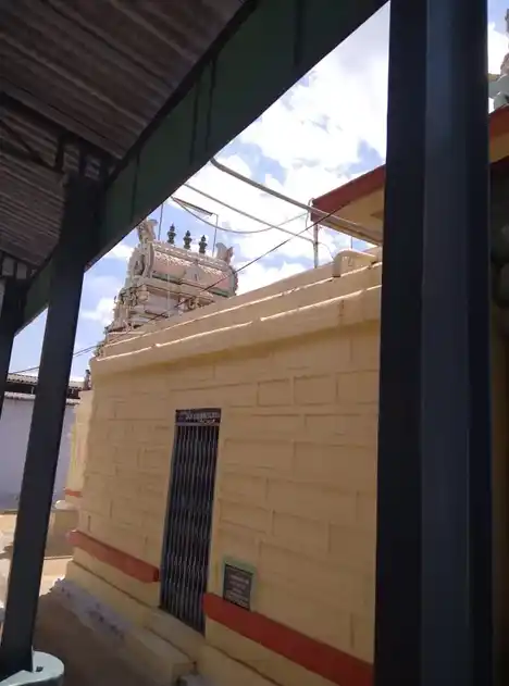 Arulmigu Thambirattiamman Temple, Mugasipidariyur - 638051 Arulmigu Thambirattiamman Temple,  - 638051, Erode - Ancient Temple Architecture and History Image 7