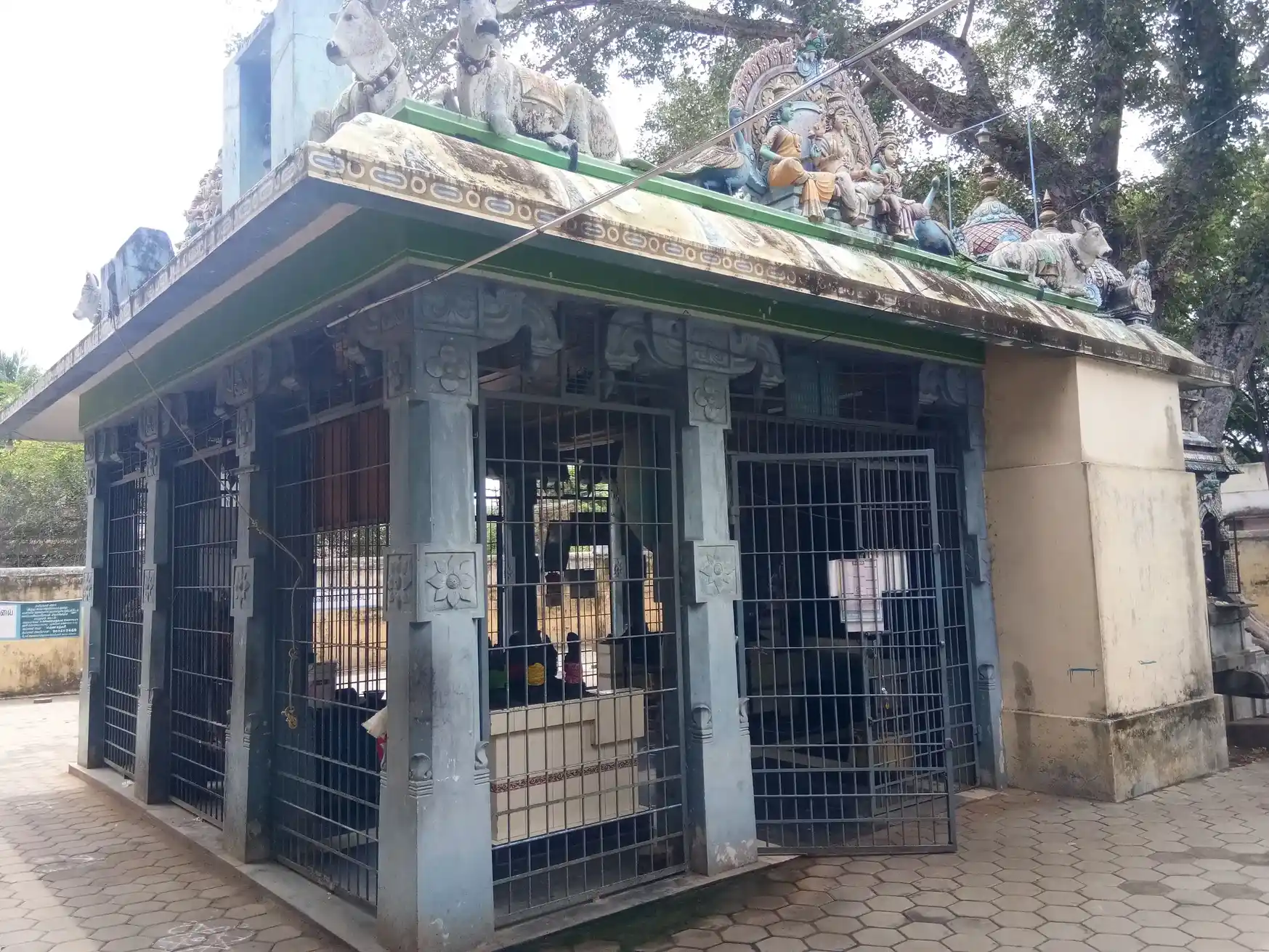 Arulmigu Thamodhara Vinayagar (Erattai Pillaiyar) Temple, Papanasam - 614205 அருள்மிகு தாமோதரவிநாயகர் திருக்கோயில், Papanasam - 614205, Thanjavur - Ancient Temple Architecture and History Image 3