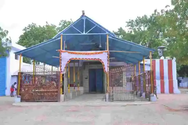 Arulmigu Thampuratiamman Temple, Vallanadu - 628252 அருள்மிகு தம்புராட்டி அம்மன் திருக்கோயில், Vallanadu - 628252, Thoothukudi - Ancient Temple Architecture and History Image 2
