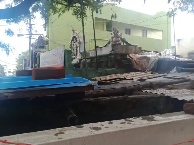 Arulmigu Thandaiuthabani Alais Balasubramaniya Swamy Temple, Thiruchirappalli - 620001 Arulmigu Thandaiuthabani alais Balasubramaniya Swamy Temple, Thiruchirappalli - 620001, Thiruchirappalli - Ancient Temple Architecture and History Image 4