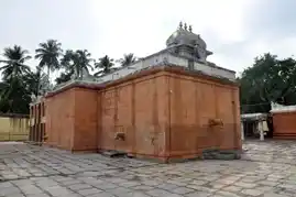 Arulmigu Thandaveswarar And Kalyana Varatharaja Perumal Temple, Kolumam, Madathukulam - 642204 Arulmigu Thandaveswarar And Kalyana Varatharaja Perumal Temple, Kolumam, கொழுமம் - 642204, Tiruppur - Ancient Temple Architecture and History Image 4