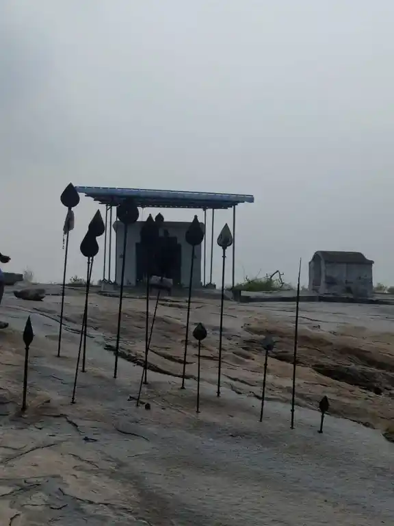 Arulmigu Thandayudhapaniswamy Temple, Sozhapandiyapuram - 605751 அருள்மிகு தண்டாயுதபாணிசுவாமி திருக்கோயில், Sozhapandiyapuram - 605751, Kallakurichi - Ancient Temple Architecture and History Image 5