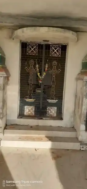 Arulmigu Thandayuthapani Temple, Pandikanmai - 623707 Arulmigu Thandayuthapani Temple, Pandikanmai - 623707, Ramanathapuram - Ancient Temple Architecture and History Image 3