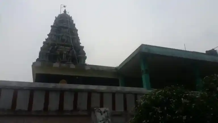 Arulmigu Thandayuthapani Temple, Vettivayal - 614616 அருள்மிகு தண்டாயுதபாணிசுவாமி திருக்கோயில், Vettivayal - 614616, Pudukkottai - Ancient Temple Architecture and History Image 4