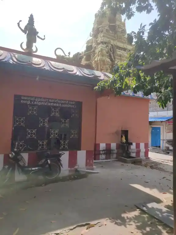 Arulmigu Thandumariamman Temple, Tharamangalam - 636502 அருள்மிகு தண்டுமாரியம்மன் திருக்கோயில், Tharamangalam - 636502, Salem - Ancient Temple Architecture and History Image 4