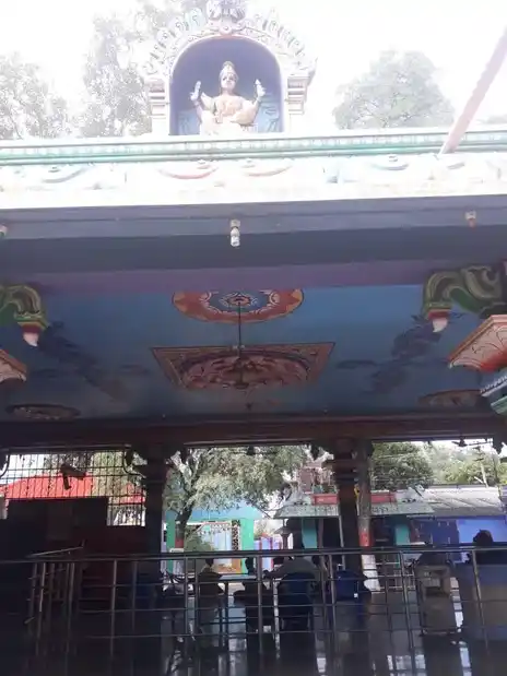 Arulmigu Thangamalai Perimariamman Temple, Thangamapuripatnam, Pnpatty - 636404 அருள்மிகு தங்கமலை பெரிய மாரியம்மன் திருக்கோயில், Thangamapuripatnam, Pnpatty - 636404, Salem - Ancient Temple Architecture and History Image 2