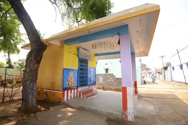 Arulmigu Thangamman And Chinnathambi Temple, Pettai - 627004 அருள்மிகு தங்கம்மன் மற்றும் சின்னதம்பி திருக்கோயில், Pettai - 627004, Tirunelveli - Ancient Temple Architecture and History Image 2