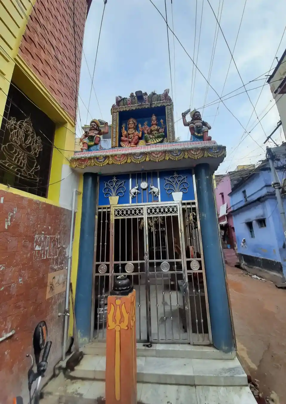 Arulmigu Thangamman And Kanthariamman Temple, Tirunelveli - 627006 அருள்மிகு தங்கம்மன் மற்றும் காந்தாரியம்மன் திருக்கோயில், Tirunelveli - 627006, Tirunelveli - Ancient Temple Architecture and History Image 3
