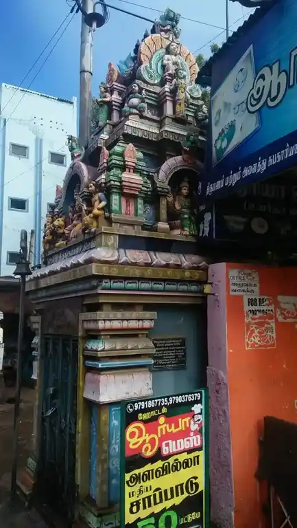 Arulmigu Thangamman Temple, Sindhupoondurai, Sindhupoondurai - 627001 அருள்மிகு தங்கம்மன் திருக்கோயில், சிந்துபூந்துறை, சிந்துபூந்துறை - 627001, Tirunelveli - Ancient Temple Architecture and History Image 3