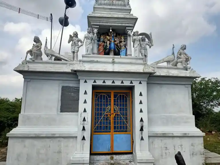 Arulmigu Thanigasala Moorthy Temple, Thandarai - 605757 அருள்மிகு தணிகாசலமூர்த்தி திருக்கோயில், Thandarai - 605757, Viluppuram - Ancient Temple Architecture and History Image 3