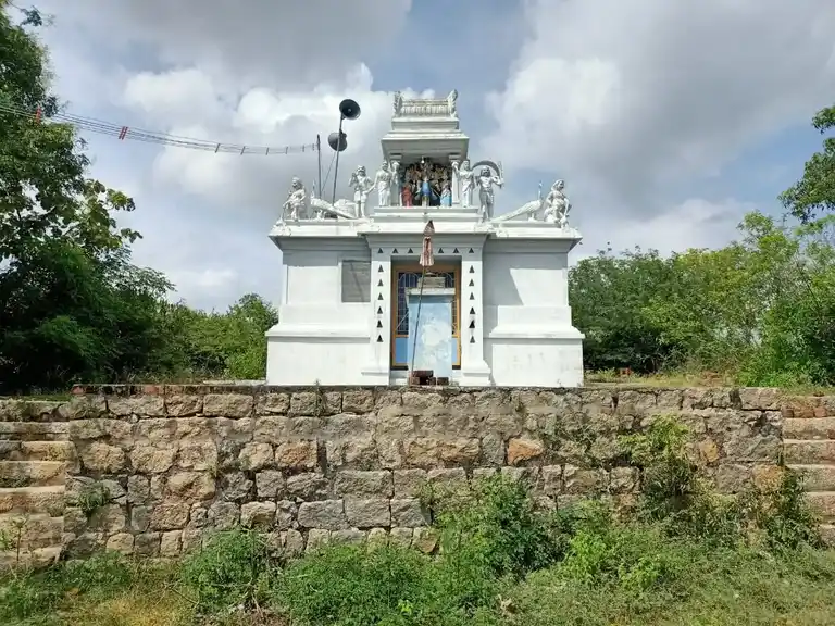 Arulmigu Thanigasala Moorthy Temple, Thandarai - 605757 அருள்மிகு தணிகாசலமூர்த்தி திருக்கோயில், Thandarai - 605757, Viluppuram - Ancient Temple Architecture and History Image 5
