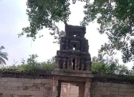 Arulmigu Thanthondreeswarar Temple, Idaiyathur, Ponnamaravathi Taluk - 622002 அருள்மிகு தான்தோன்றீஸ்வரர் திருக்கோயில், இடையாத்தூர், பொன்னமராவதி வட்டம் - 622002, Pudukkottai - Ancient Temple Architecture and History Image 9