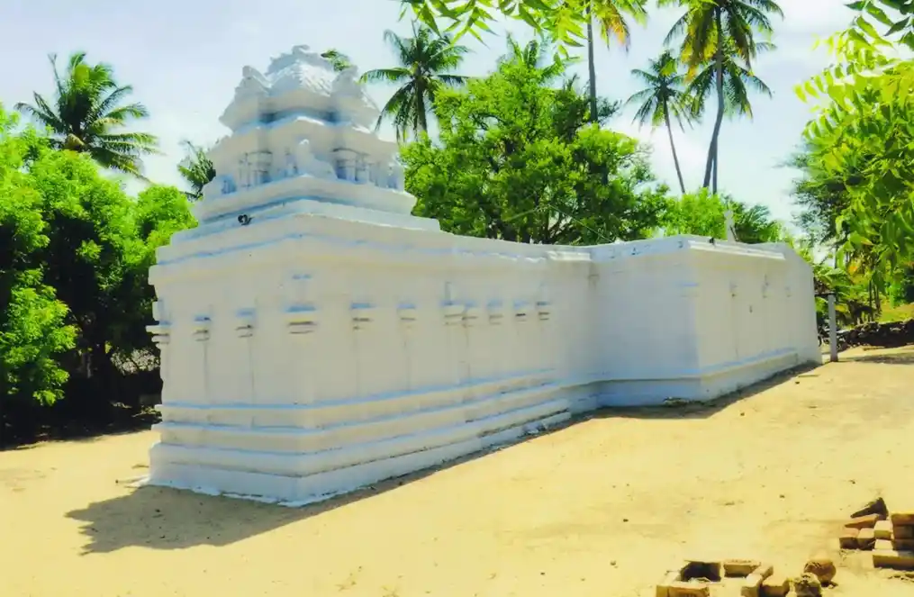 Arulmigu Thanthondreeswarar Temple, Kokkampalayam - 638702 Arulmigu Thanthondreeswarar Temple, Kokkampalayam - 638702, Tiruppur - Ancient Temple Architecture and History Image 4