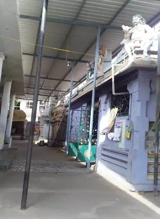 Arulmigu Thanthondrieswarar Temple, Thiruchirappalli - 620003 அருள்மிகு `தான்தோன்றீஸ்வரர் திருக்கோயில், Thiruchirappalli - 620003, Thiruchirappalli - Ancient Temple Architecture and History Image 3