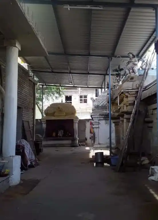 Arulmigu Thanthondrieswarar Temple, Thiruchirappalli - 620003 அருள்மிகு `தான்தோன்றீஸ்வரர் திருக்கோயில், Thiruchirappalli - 620003, Thiruchirappalli - Ancient Temple Architecture and History Image 4