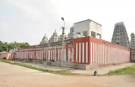 Arulmigu Thanthondriswarar And Astapuja Bala Mathana Venugopalaswamy Temple, Belur - 636104 அருள்மிகு தான்தோன்றீஸ்வரர் மற்றும் அஷ்டபுஜ பால மதன வேணுகோபாலசுவாமி திருக்கோயில், ஈஸ்வரன் கோயில் தெரு - பேளூர், பேளூர் - 636104, Salem - Ancient Temple Architecture and History Image 5