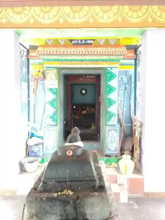 Arulmigu Thanthondriyamman Temple, Ottankadu - 614601 அருள்மிகு தான்தோன்றியம்மன் திருக்கோயில், புக்கரம்பை - 614601, Thanjavur - Ancient Temple Architecture and History Image 5