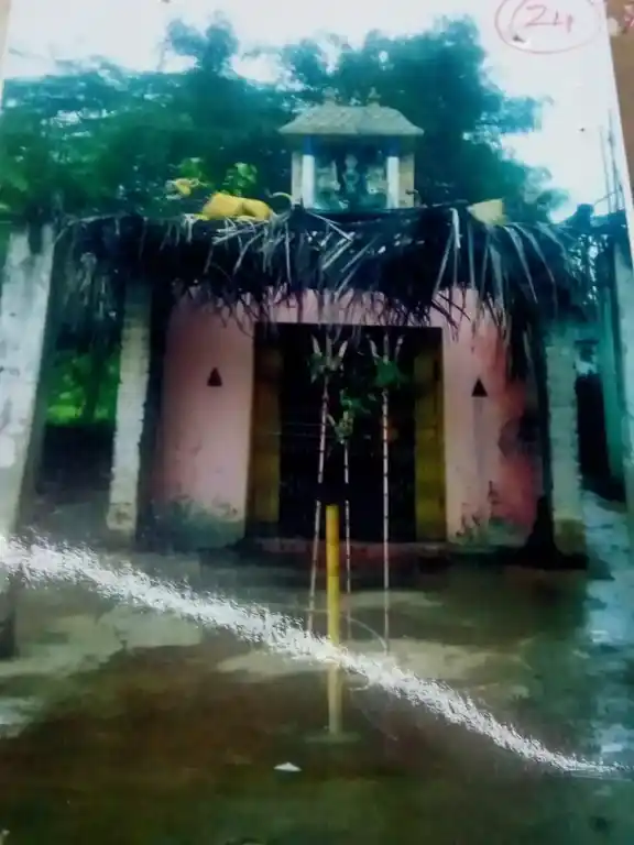 Arulmigu Thanthoniamman Temple, Near Water Tank, Lakshmivilasapuram - 631209 அருள்மிகு தாந்தோணியம்மன் திருக்கோயில், Near Water Tank - 631209, Tiruvallur - Ancient Temple Architecture and History Image 2