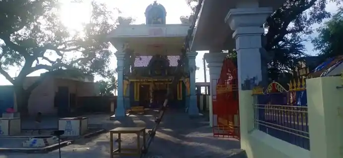 Arulmigu Thanthoniyamman Temple, Thiruputkuzhi - 631551 அருள்மிகு தான்தோணியம்மன் திருக்கோயில், Thiruputkuzhi - 631551, Kancheepuram - Ancient Temple Architecture and History Image 2