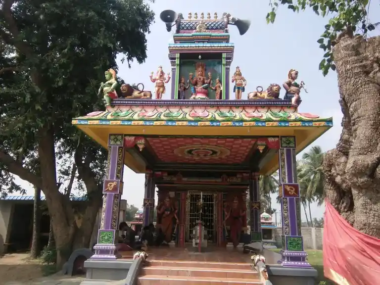 Arulmigu Thanthoniyamman Vakaiyara Temple, Perumpedu - 603109 அருள்மிகு தான்தோணியம்மன் வகையறா திருக்கோயில், பெரும்பேடு - 603109, Chengalpattu - Ancient Temple Architecture and History Image 2