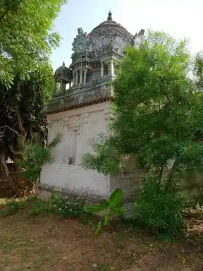 Arulmigu Thanthonrisvarr Temple, Ayyampeatdai - 614101 அருள்மிகு தான்தோன்றீஸ்வரர் திருக்கோயில், Ayyampeatdai - 614101, Thiruvarur - Ancient Temple Architecture and History Image 3