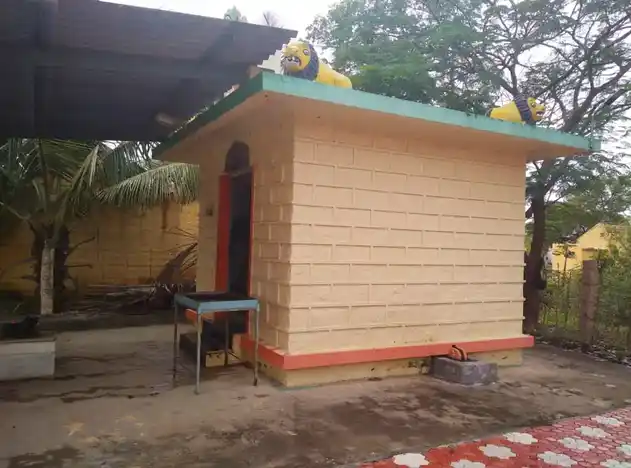 Arulmigu Thanthonriyamman Mariyamman Temple, Paruvai - 641658 அருள்மிகு தான்தோன்றியம்மன் மாரியம்மன் திருக்கோயில், Paruvai - 641658, Tiruppur - Ancient Temple Architecture and History Image 4