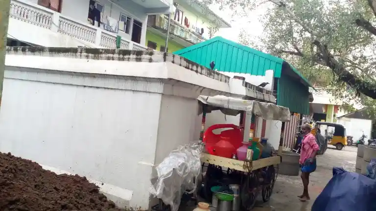 Arulmigu Tharmarajar Temple, Near Bus Stand, Poonamallee - 600056 அருள்மிகு தர்மராஜர் திருக்கோயில், Near Bus Stand, Poonamallee - 600056, Tiruvallur - Ancient Temple Architecture and History Image 4