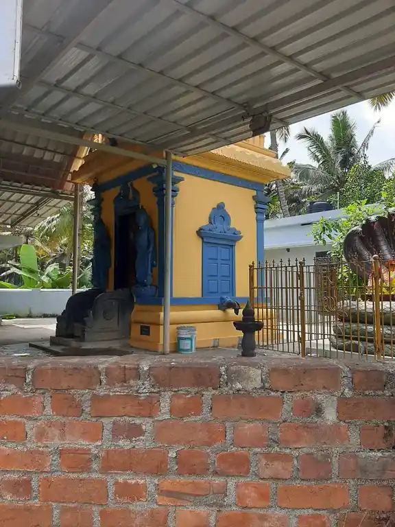 Arulmigu Tharmasastha Temple, Kollakudivilai, Palapallam - 629159 அருள்மிகு தர்மசாஸ்தா திருக்கோயில், Kollakudivilai, Palapallam - 629159, Kanyakumari - Ancient Temple Architecture and History Image 2