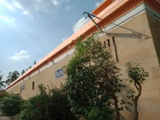 Arulmigu Tharuganeshwarar Temple, Mookambur, Thirupparaithurai - 639115 அருள்மிகு தாருகாவனேஸ்வரர் திருக்கோயில், Mookambur, Thirupparaithurai - 639115, Thiruchirappalli - Ancient Temple Architecture and History Image 2