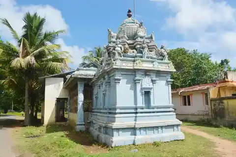 Arulmigu Tharumaraja And Throwpatheyamman Temple, Nangur - 609106 Arulmigu Tharumaraja And Throwpatheyamman Temple, Nangur - 609106, Mayiladuthurai - Ancient Temple Architecture and History Image 9