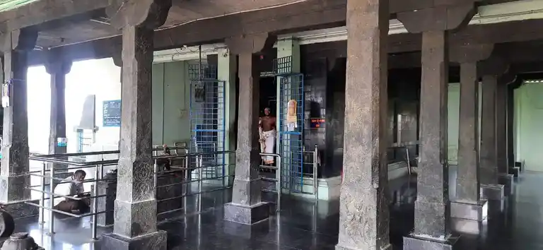 Arulmigu Thatthathrayaswamy Temple, Sendamangalam - 637409 அருள்மிகு தத்தாத்ரேயசாமி திருக்கோயில், சேந்தமங்கலம் - 637409, Namakkal - Ancient Temple Architecture and History Image 5