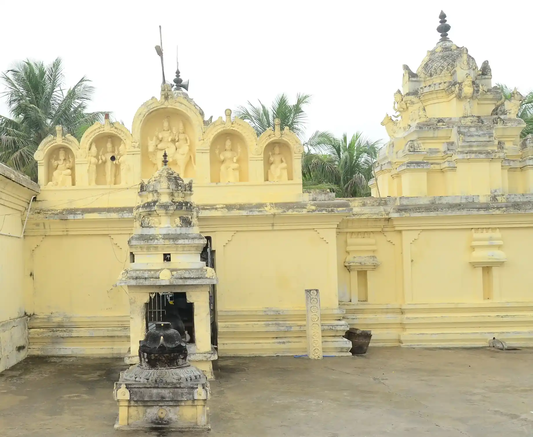 Arulmigu Thavalagirieswarar Temple, Venkundram - 604408 அருள்மிகு தவளகிரீஸ்வரர் திருக்கோயில், வெண்குன்றம் - 604408, Tiruvannamalai - Ancient Temple Architecture and History Image 7